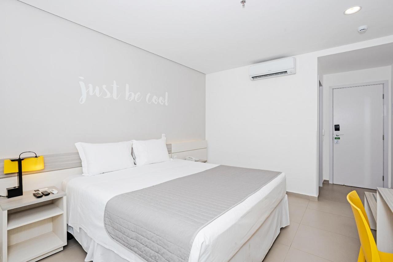 Отель Guaruja Vivah Экстерьер фото